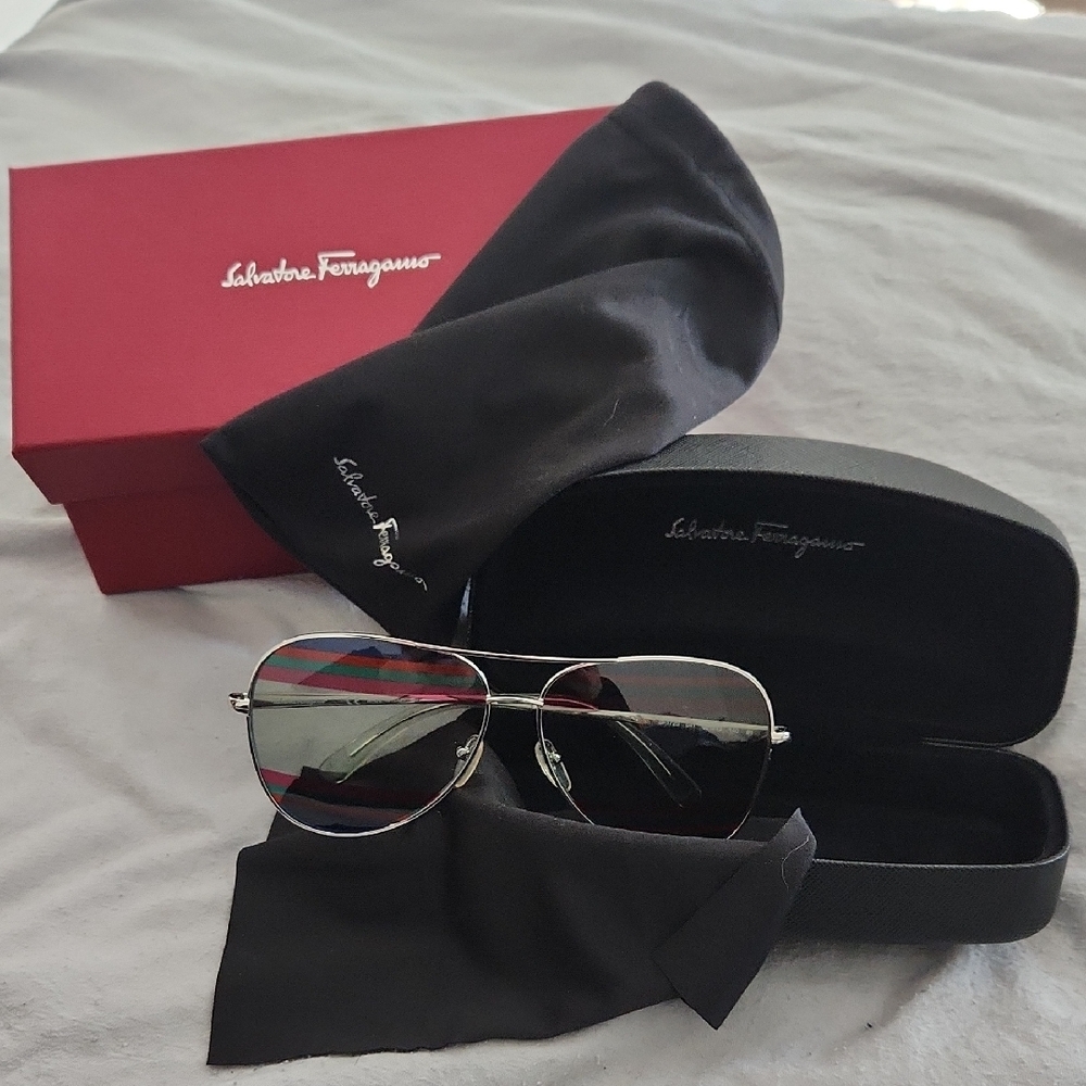 Salvatore Ferragamo Rainbow Silver/Mint Aviator Sunglasses AUTH